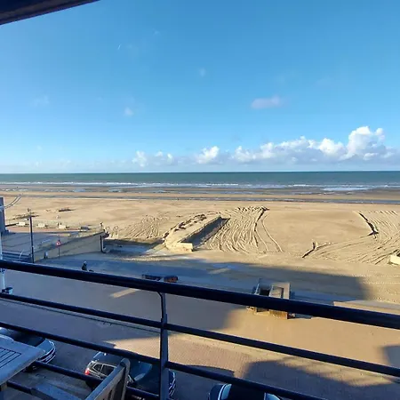 Apartment Zeedijk Koksijde