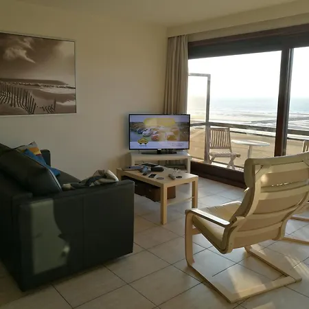 Apartment Zeedijk Koksijde